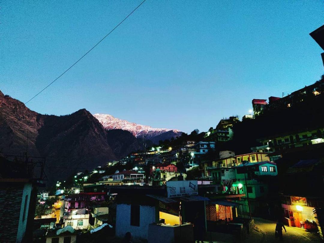 Odyssey Stays Joshimath Джошимат Экстерьер фото