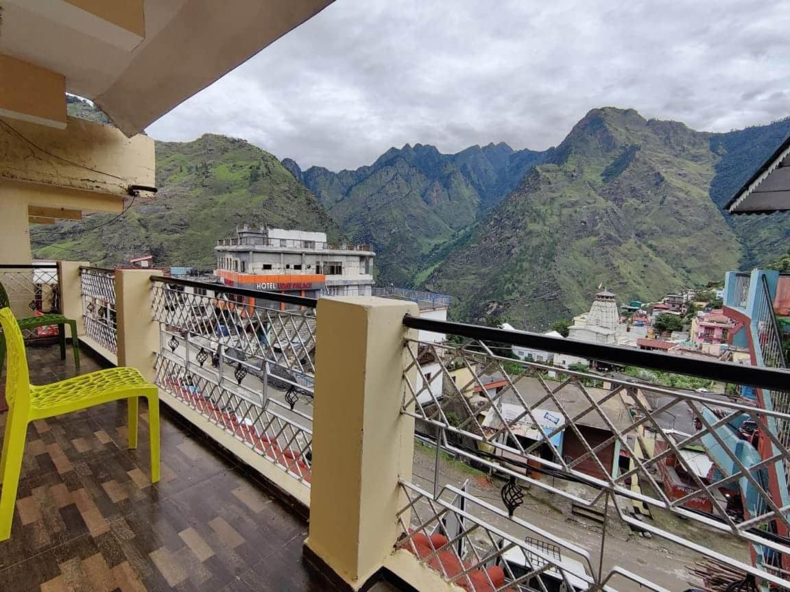 Odyssey Stays Joshimath Джошимат Экстерьер фото