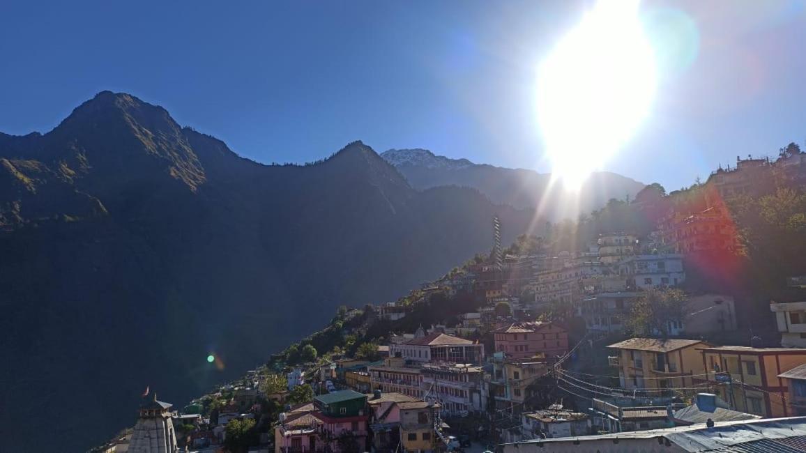 Odyssey Stays Joshimath Джошимат Экстерьер фото